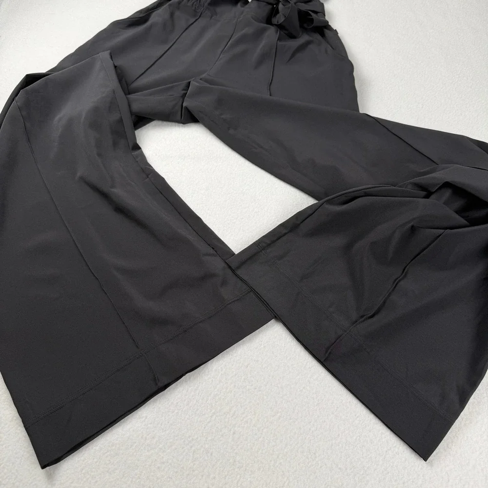 Lululemon Women's Noir Pants Black Sz 6